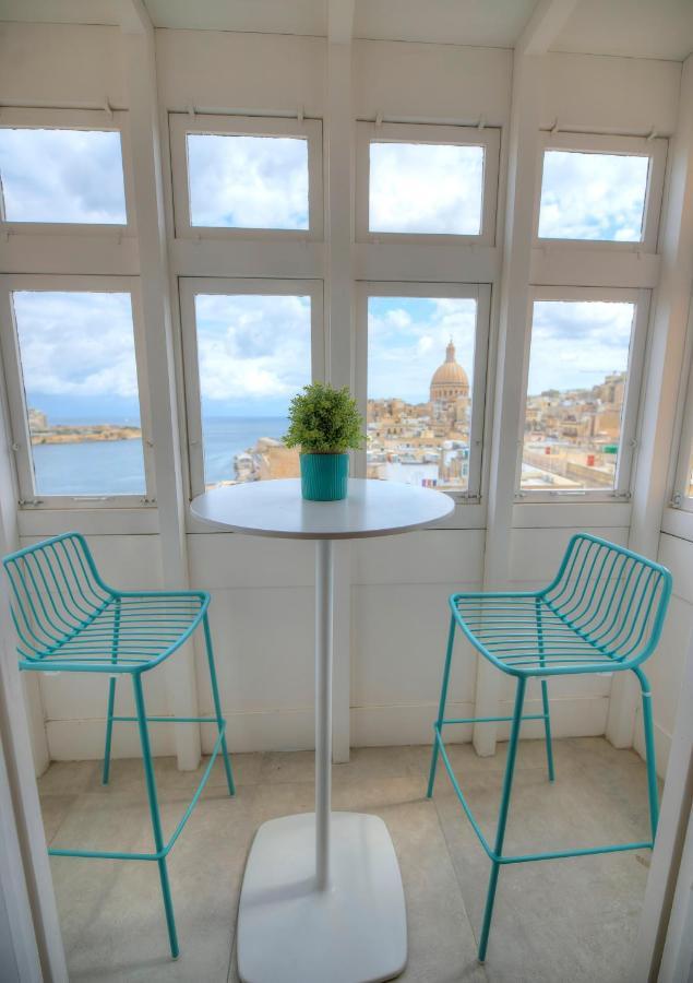איל-פוריאנה Beautiful One Bedroom Seafront Apartment Vpal1-1 מראה חיצוני תמונה