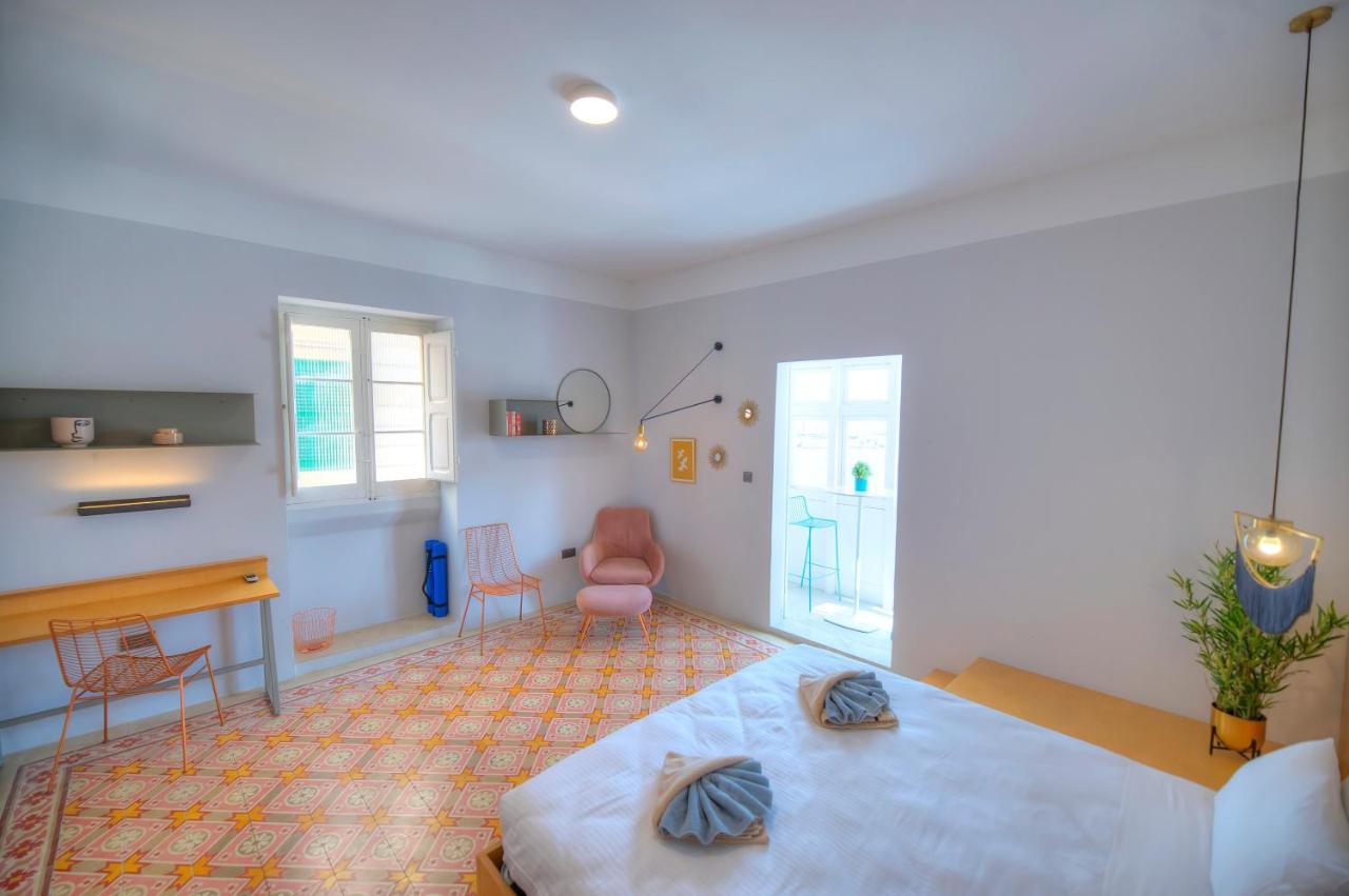 איל-פוריאנה Beautiful One Bedroom Seafront Apartment Vpal1-1 מראה חיצוני תמונה